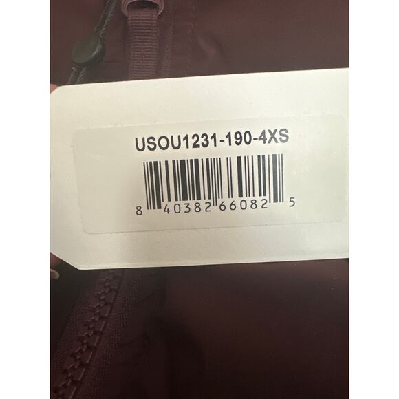 Univeral Standard USOU1231 Sport Puffer Vest Burgundy Full Zip Size 4XS US 0 New - Picture 4 of 5